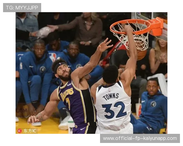 尼科拉·约维奇神仙传球!助攻维金斯0.4秒劈扣封神,篮球场上的传奇瞬间