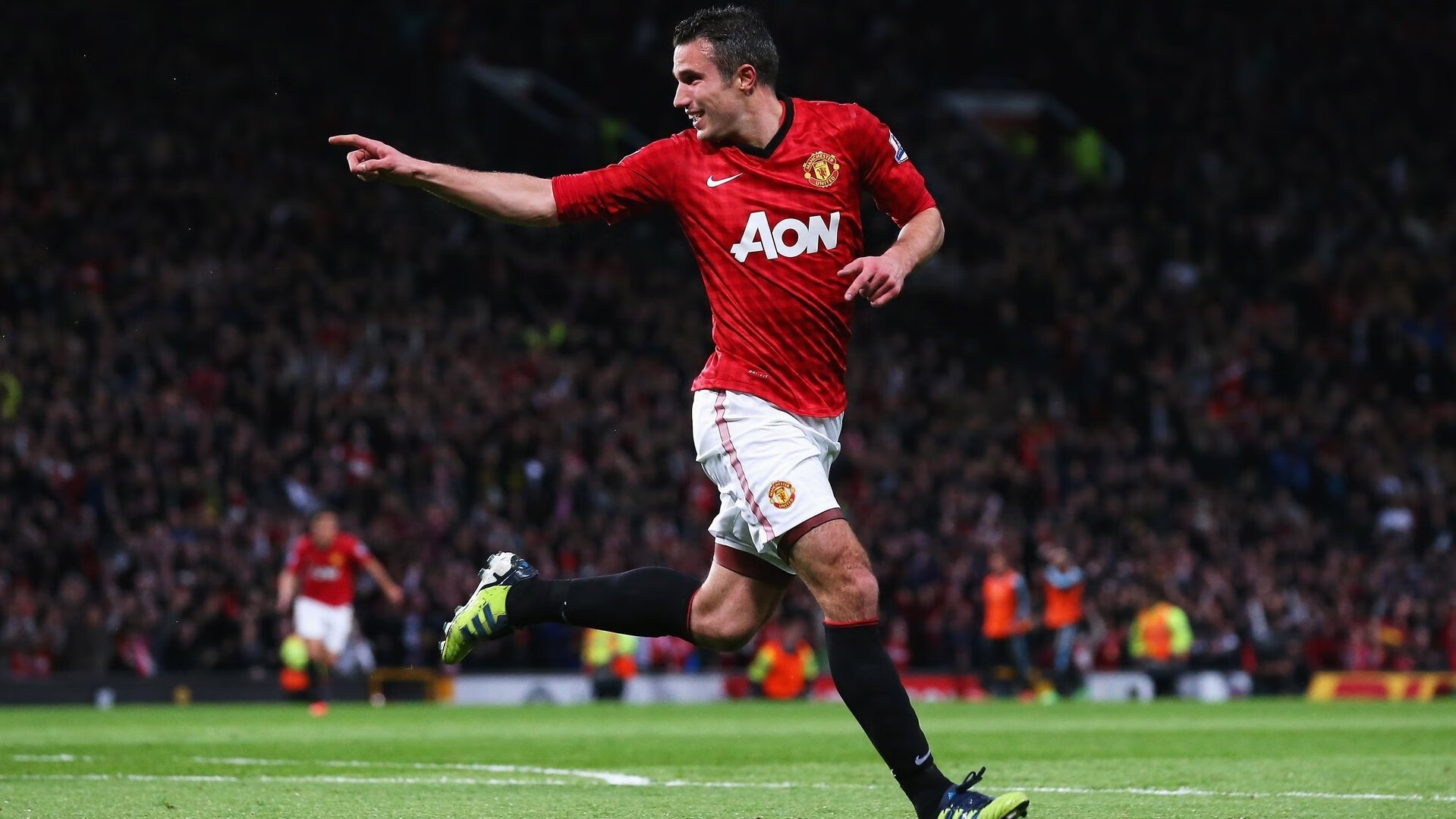 中场站位分层是否影响后场出球线路选择,中场分几种